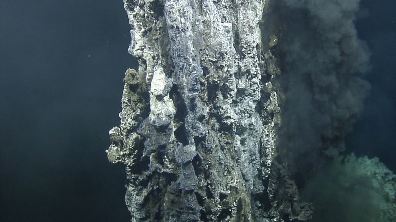 An underwater deepsea hydrothermal vent at the Endeavour segment of the Juan de Fuca Ridge near Vancouver Island, Canada.