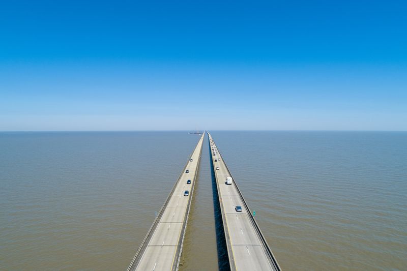 Lake Pontchartrain Causeway bridge